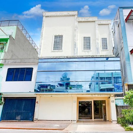 Collection O Peunayong Near Masjid Raya Baiturrahman Formerly Siwah Hotel 班达亚齐 外观 照片