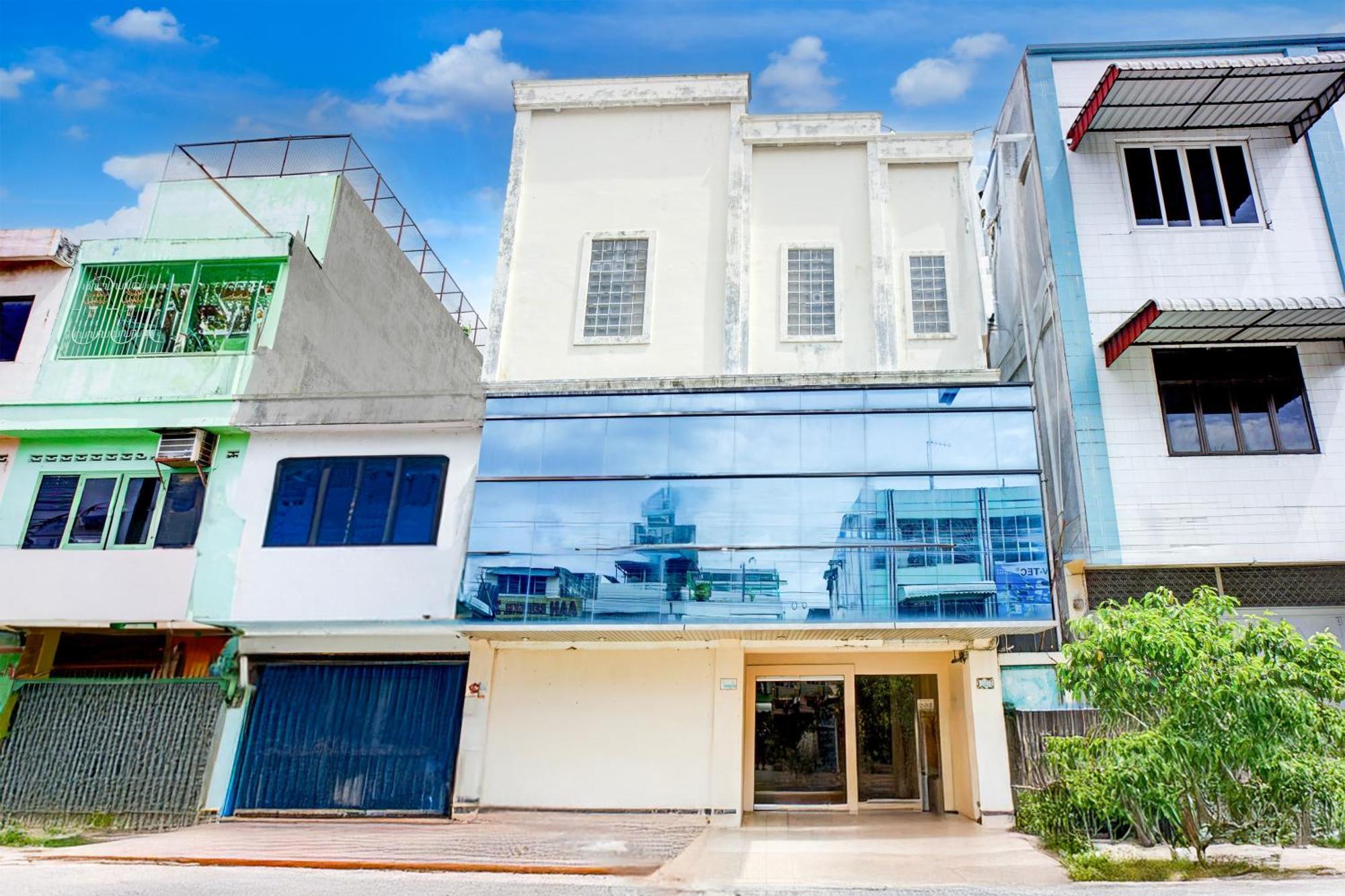 Collection O Peunayong Near Masjid Raya Baiturrahman Formerly Siwah Hotel 班达亚齐 外观 照片